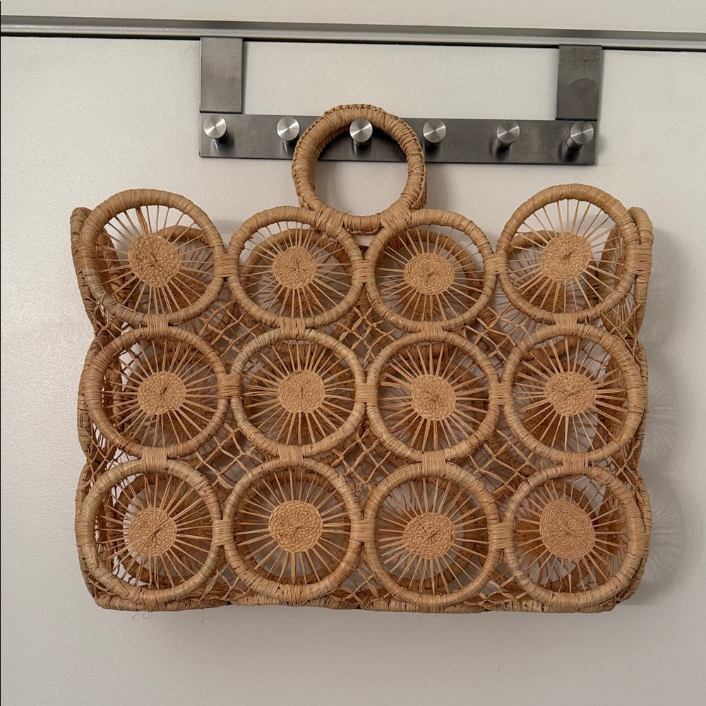 Mar Y Sol  Woven Circular Pattern Tote Bag
